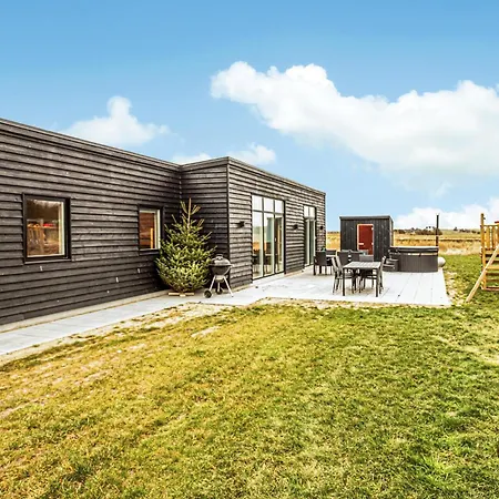 Holiday home Gorgeous In With Sauna